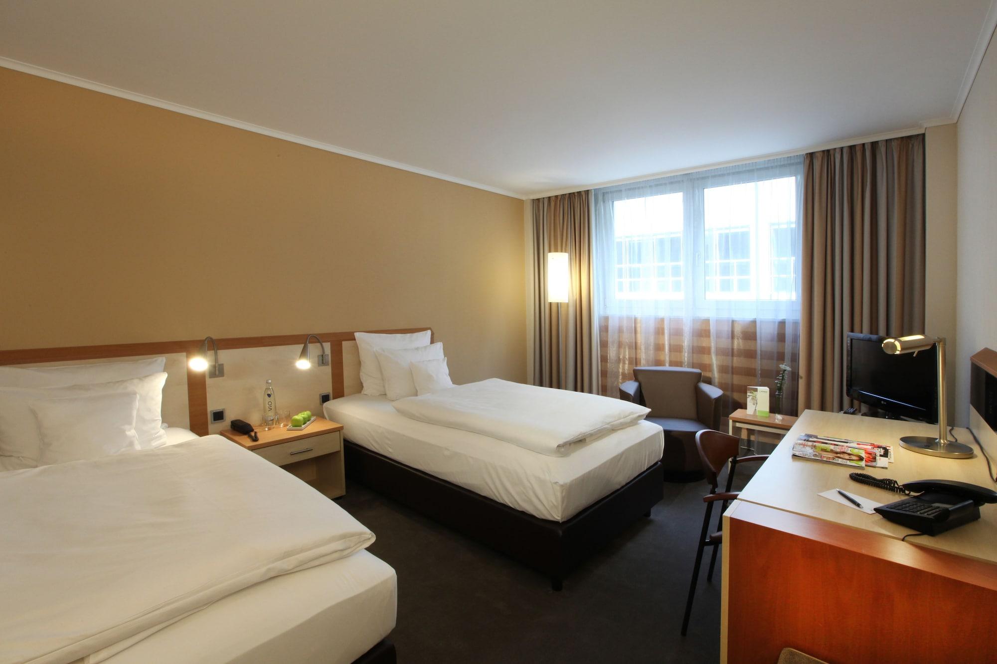 Lindner Dom Hotel 4*