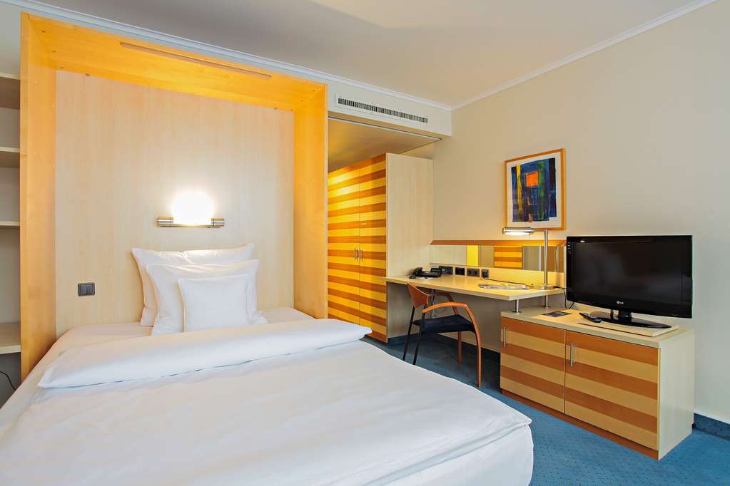 Lindner Dom Hotel 4*